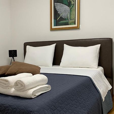 Mm Split Apartment - 5 Min By Car To The Beach & City Center - Free Public Parking ภายนอก รูปภาพ