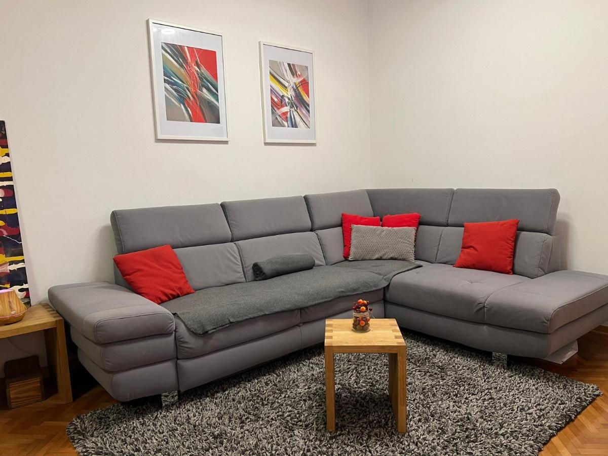 Mm Split Apartment - 5 Min By Car To The Beach & City Center - Free Public Parking ภายนอก รูปภาพ